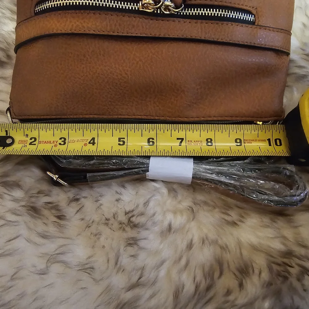 BRAND NEW COGNAC/CARMEL CROSSBODY BAG/ HANDBAG